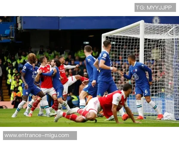 切尔西与阿森纳激战8月19日英超巅峰对决引发球迷热议 切尔西与阿森纳激战8月19日英超巅峰对决引发球迷热议